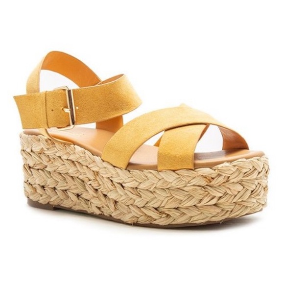 Light Tan Espadrille Platform Sandal - Picture 2 of 3